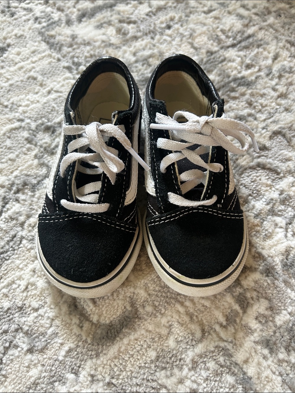 Vans kids old skool sneakers size 8 toddler